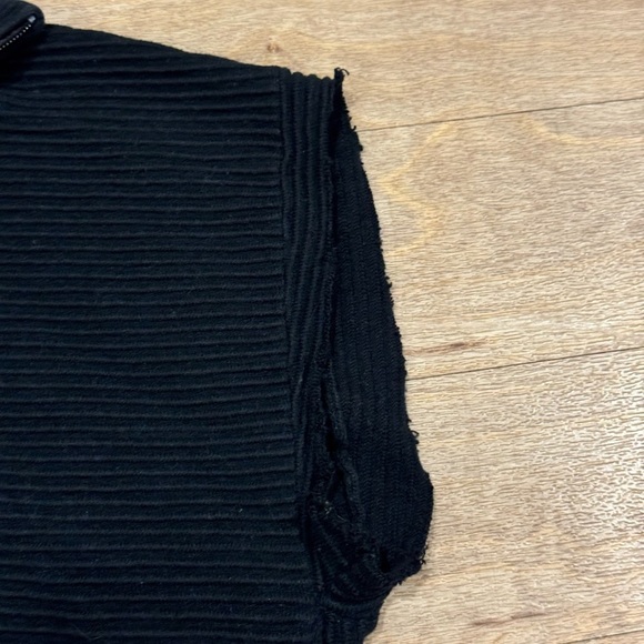 Aerie Offline Short Sleeve Sweater Top Quarter zip Size Medium - Picture 2 of 5